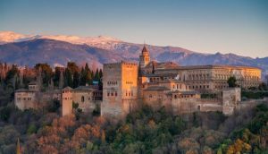 Lee más sobre el artículo La Alhambra reabre sus puertas el 17 de junio
