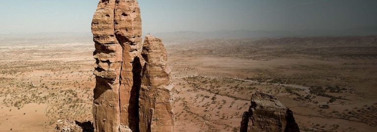 Lee más sobre el artículo The North Face presenta Towers of Tigray, un nuevo cortometraje de la marca protagonizado por James Pearson y Caroline Ciavaldini