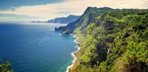 Lee más sobre el artículo Madeira, un paraíso para disfrutar del mar durante todo el año