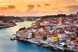 Lee más sobre el artículo The Arc Carrís, un otoño familiar en el Douro
