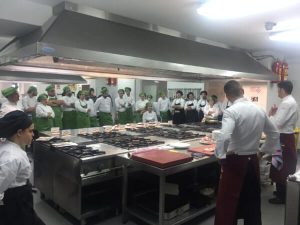 Lee más sobre el artículo La gastronomía gaditana del mañana descubre los beneficios culinarios y sociales de los nuevos cortes de ovino y caprino
