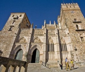 Lee más sobre el artículo PROVINCIA DE CÁCERES, Pistas para celebrar el Año Jubilar de Guadalupe
