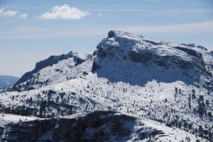 Lee más sobre el artículo La Ruta de los Pozos de la Nieve de Mariola