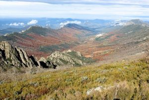 Lee más sobre el artículo Provincia de Cáceres: El Geoparque Mundial de la UNESCO Villuercas-Ibores-Jara