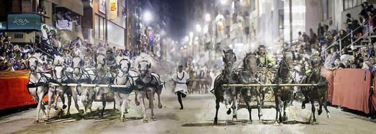 Lee más sobre el artículo Lorca, Semana Santa de oro y seda