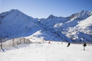 Lee más sobre el artículo Innovación, sostenibilidad y transformación digital: las claves del futuro del turismo a debate en Andorra