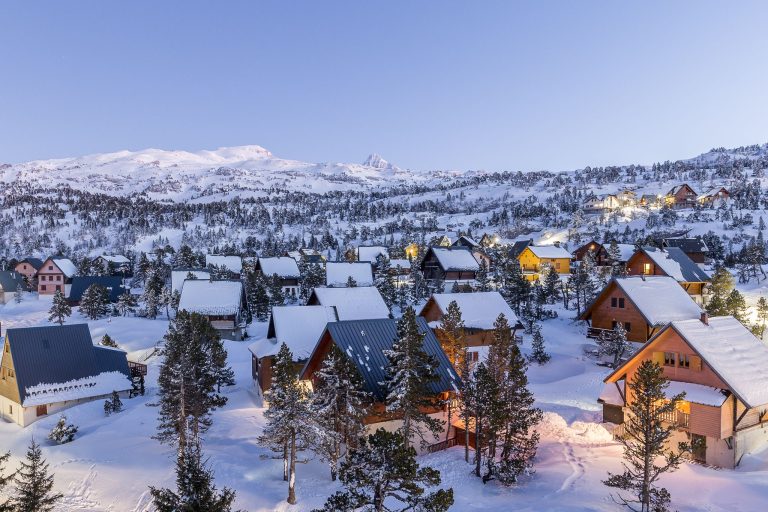 Lee más sobre el artículo 5 experiencias Las Minute en la cara bonita del Pirineo