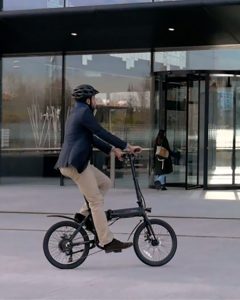 Lee más sobre el artículo Ayudas para bicicletas eléctricas en Madrid: condiciones, cuantía y modelos subvencionados