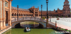 Lee más sobre el artículo Visitar una de las plazas con mayor encanto de Europa