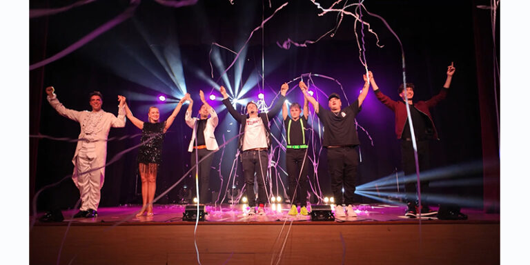 Lee más sobre el artículo CREIXELL VUELVE A ILUMINARSE CON MAGIA: LLEGA LA 2ª EDICIÓN DEL CREIXELL MÀGIC
